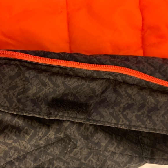 Columbia Boys Kids Winter Jacket - Black and Orange Size M - Picture 10 of 13